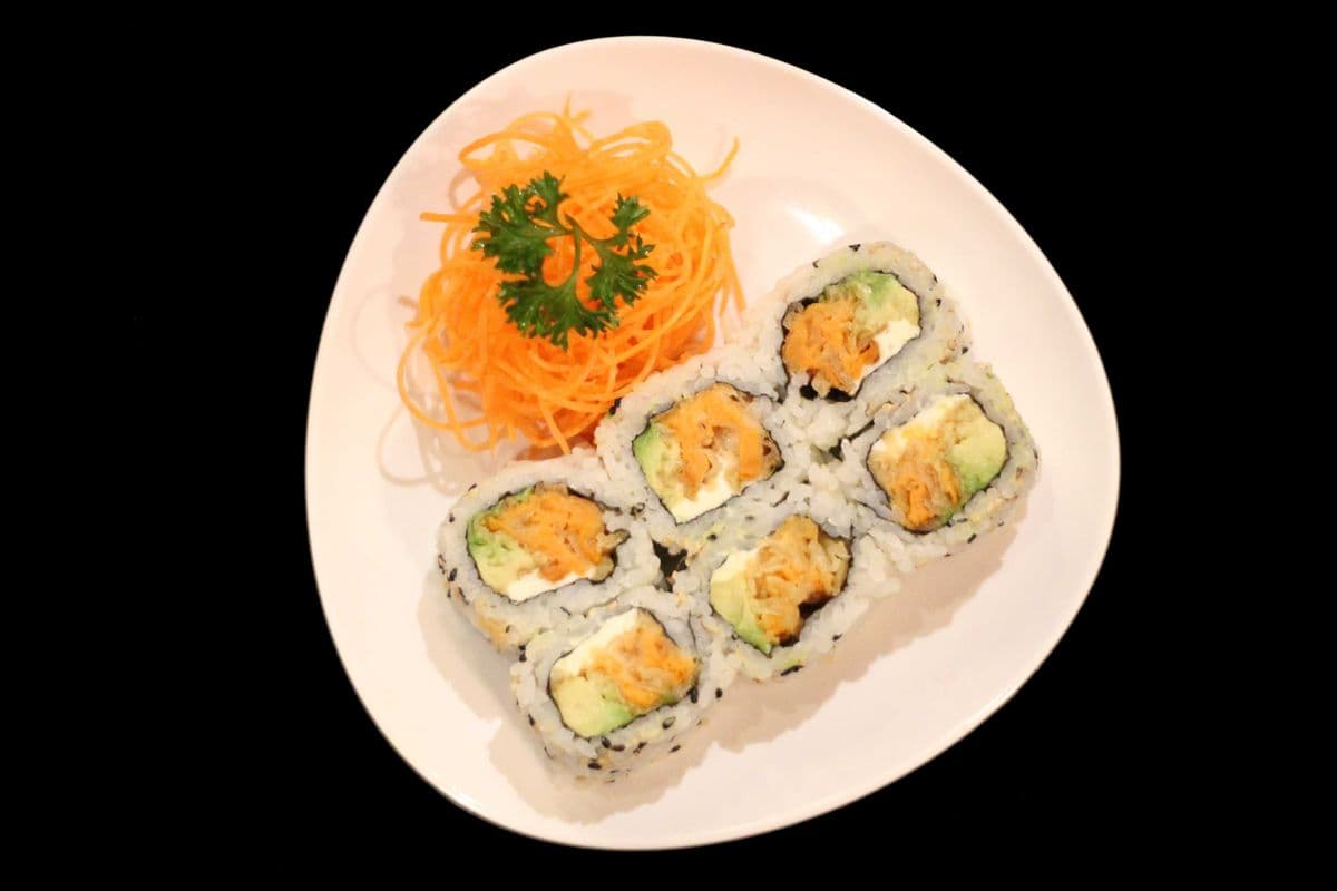 16. Sweet Love Roll (6 pc)