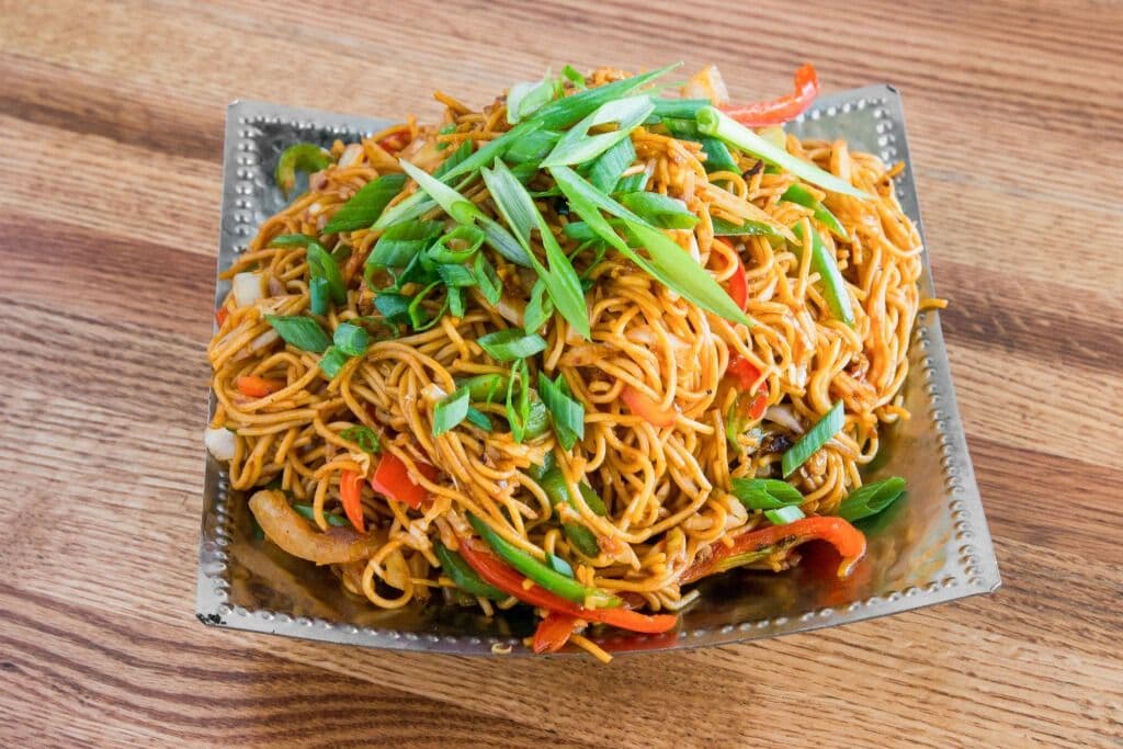 Hakka Veggie Noodles (Vegetarian)