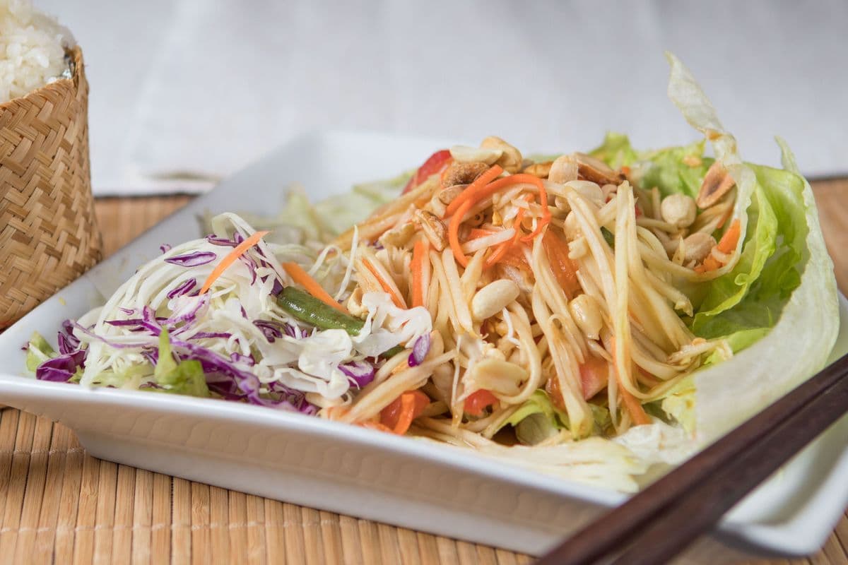 C6. Papaya Salad - Som-Tum