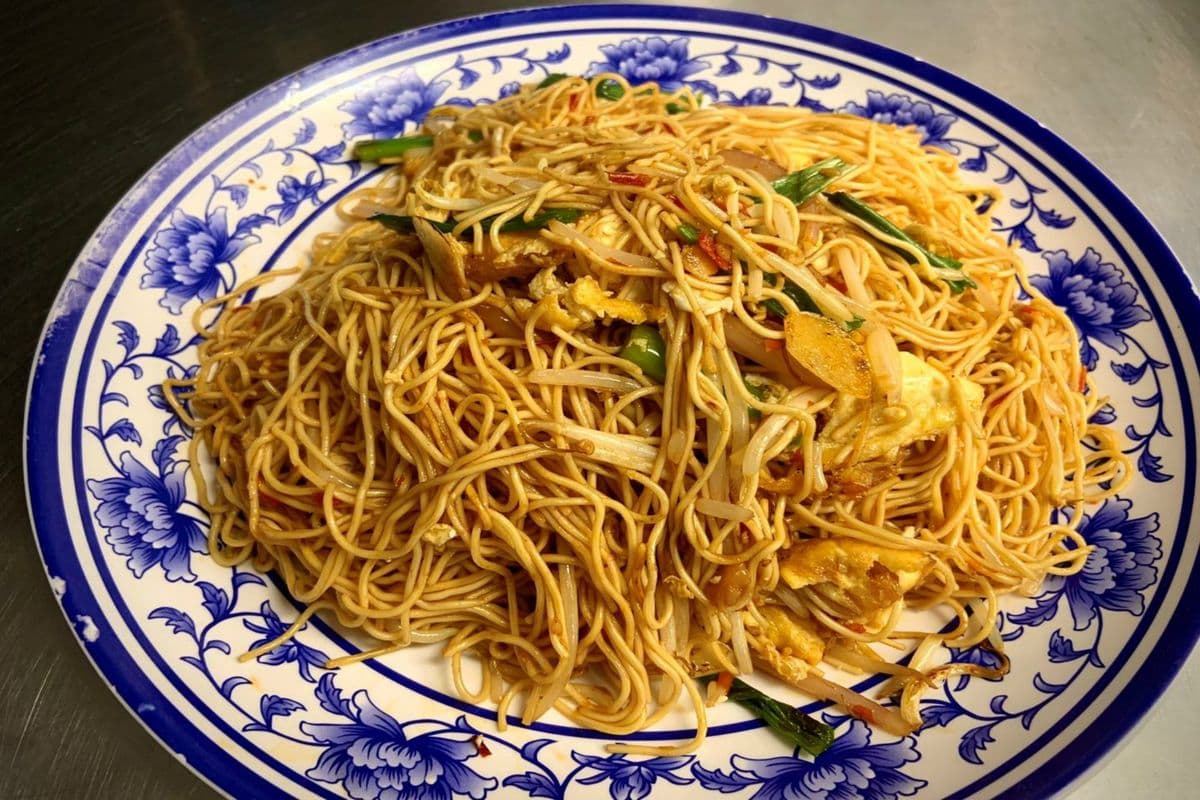 11. Noodles of Stir-Fried Egg with Spicy Sauce