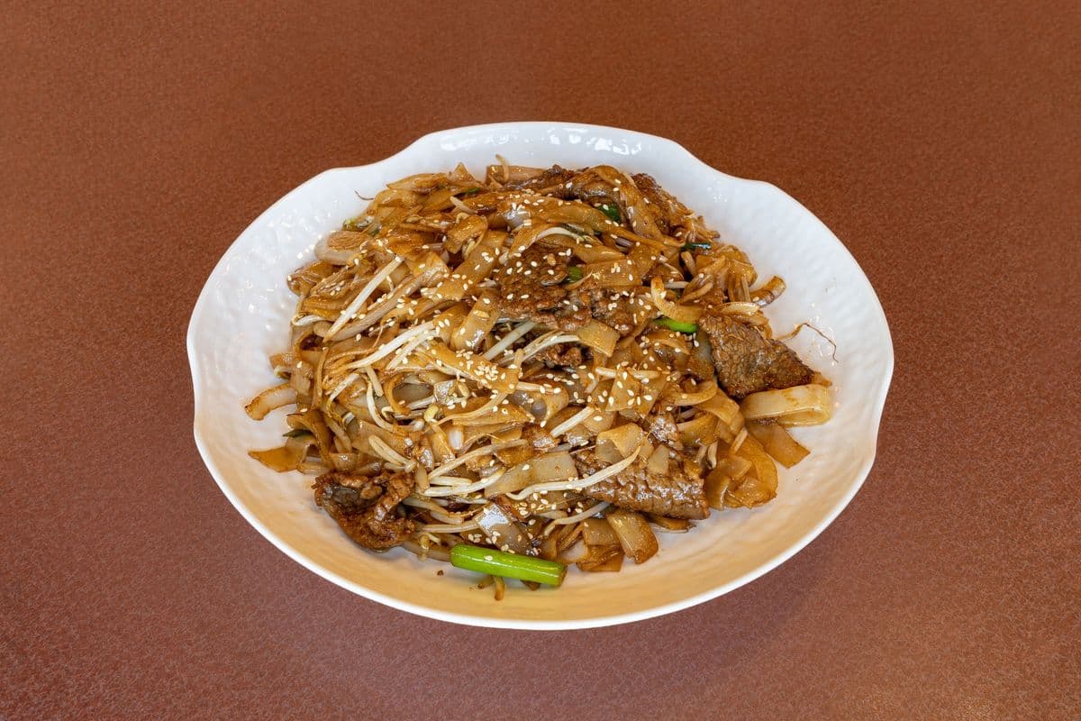 118. Beef Ho Fun