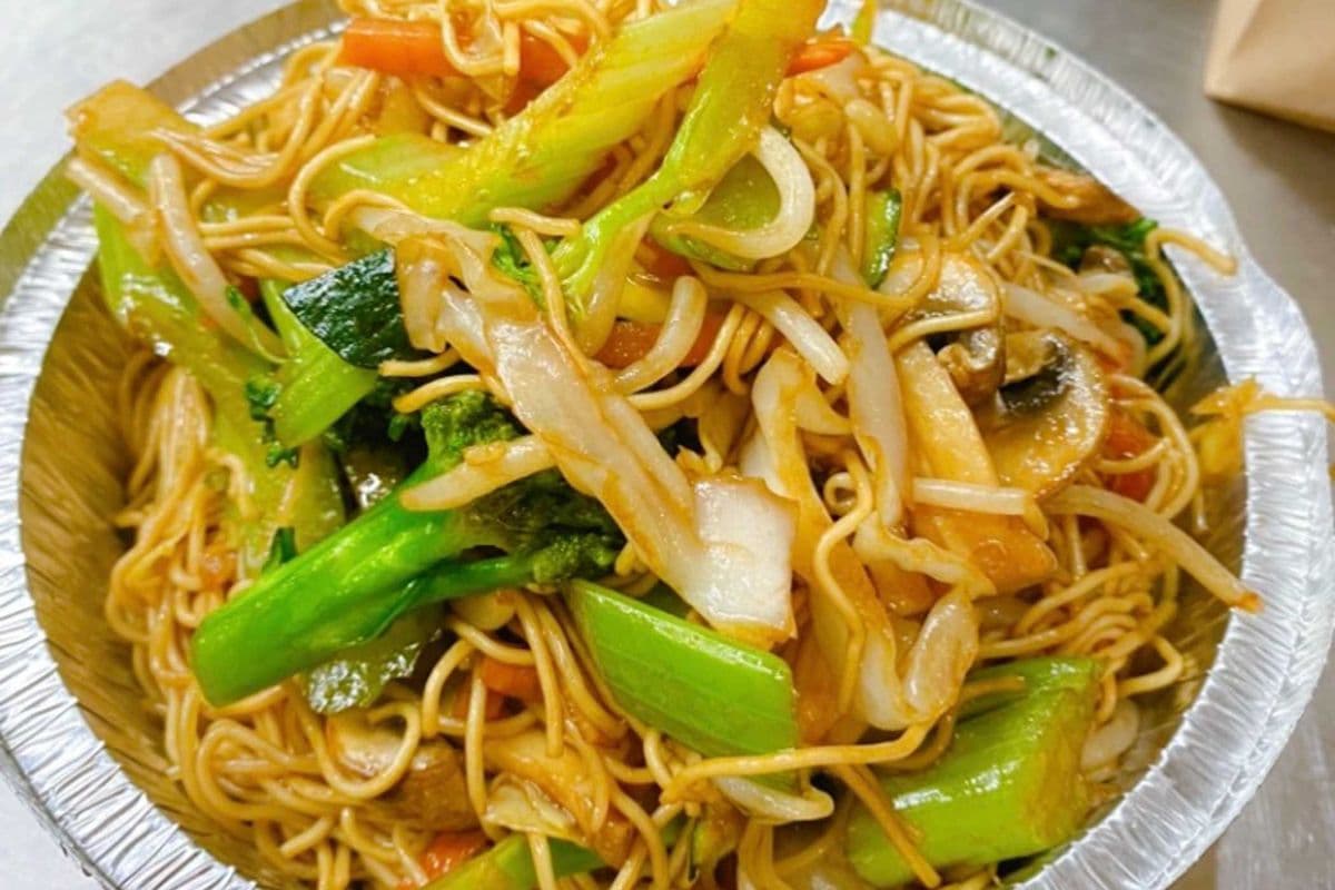 34. Mixed Vegetables Chow Mein