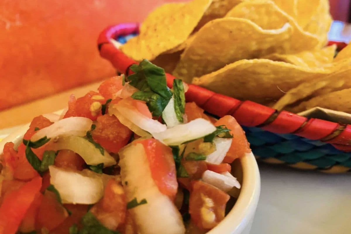 Pico de Gallo and Chips