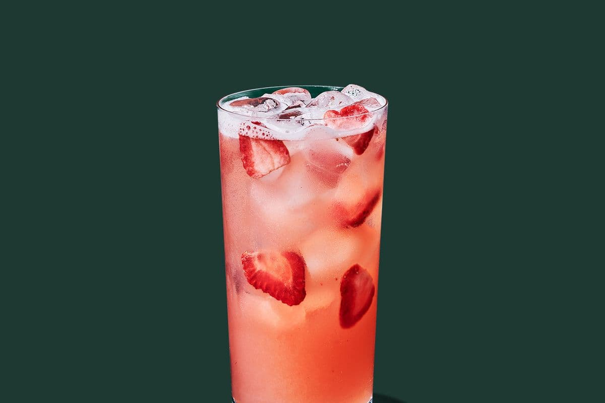 Strawberry Açaí Lemonade Refresher