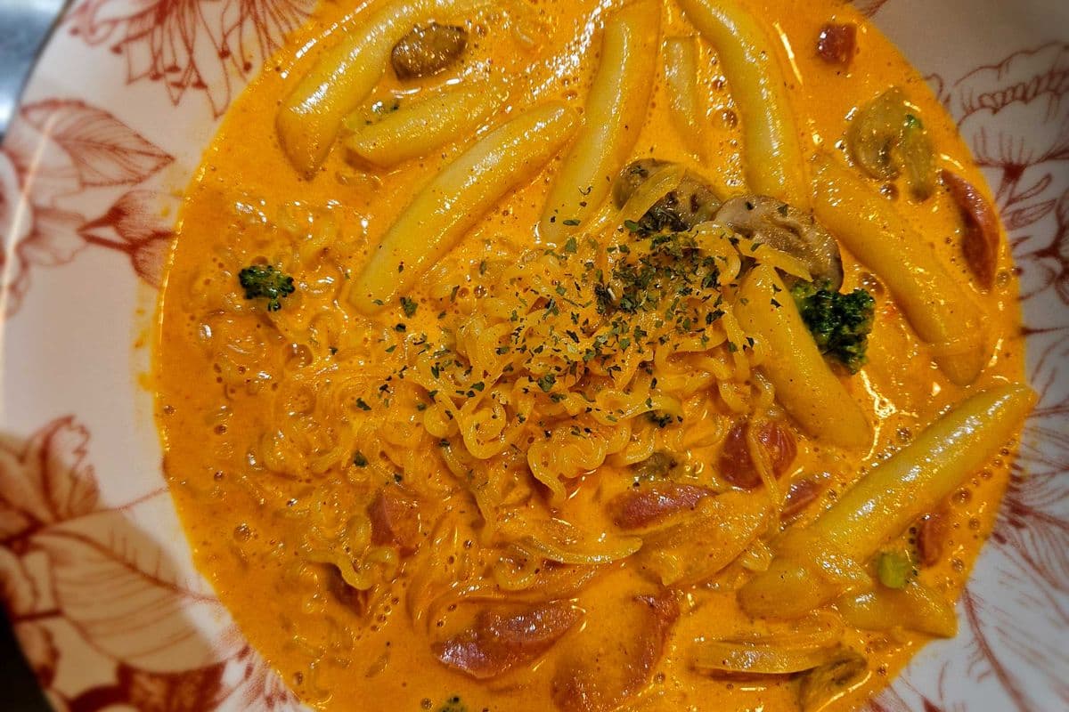 K-20 Rose Tteok Bokki