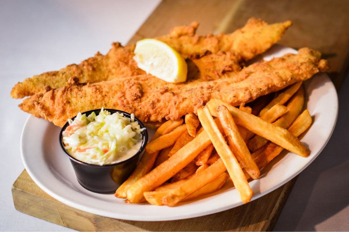 Fish and Chips (2 Pcs)