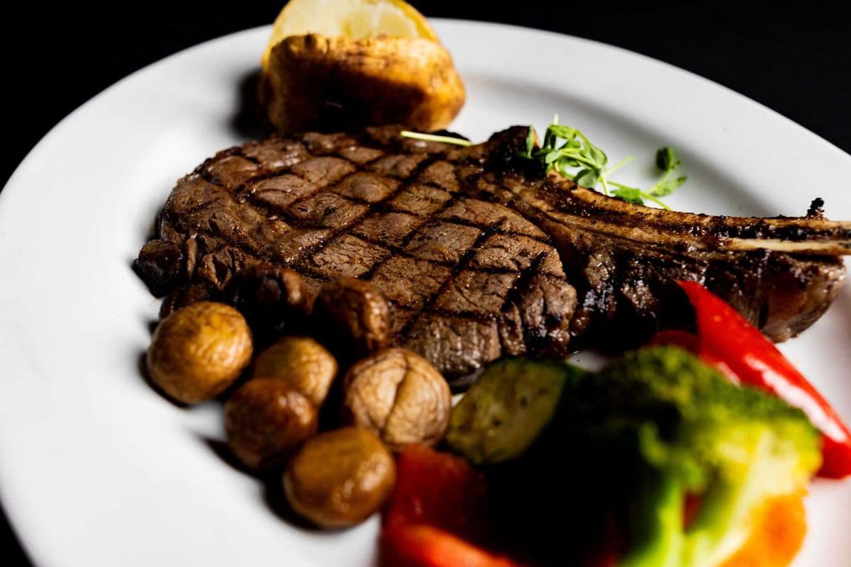 Rib Steak (16 oz)