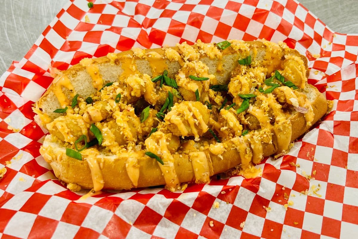 Wag'Bang Shrimp Sandwich