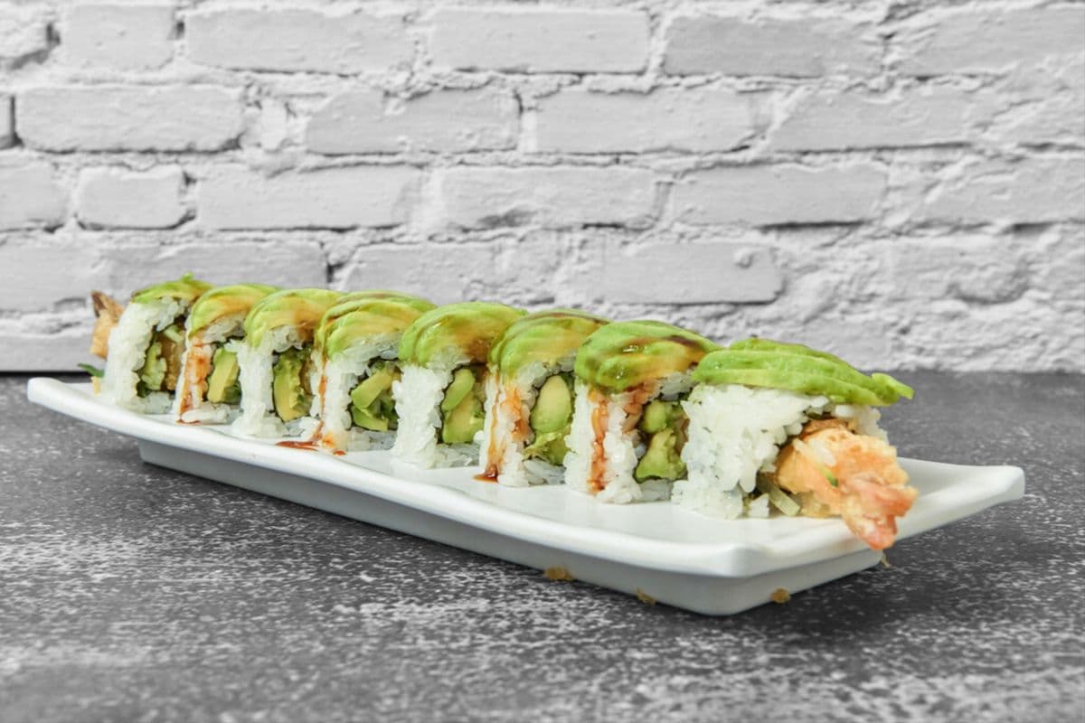 R19. Green Dragon Roll (8 Pcs)