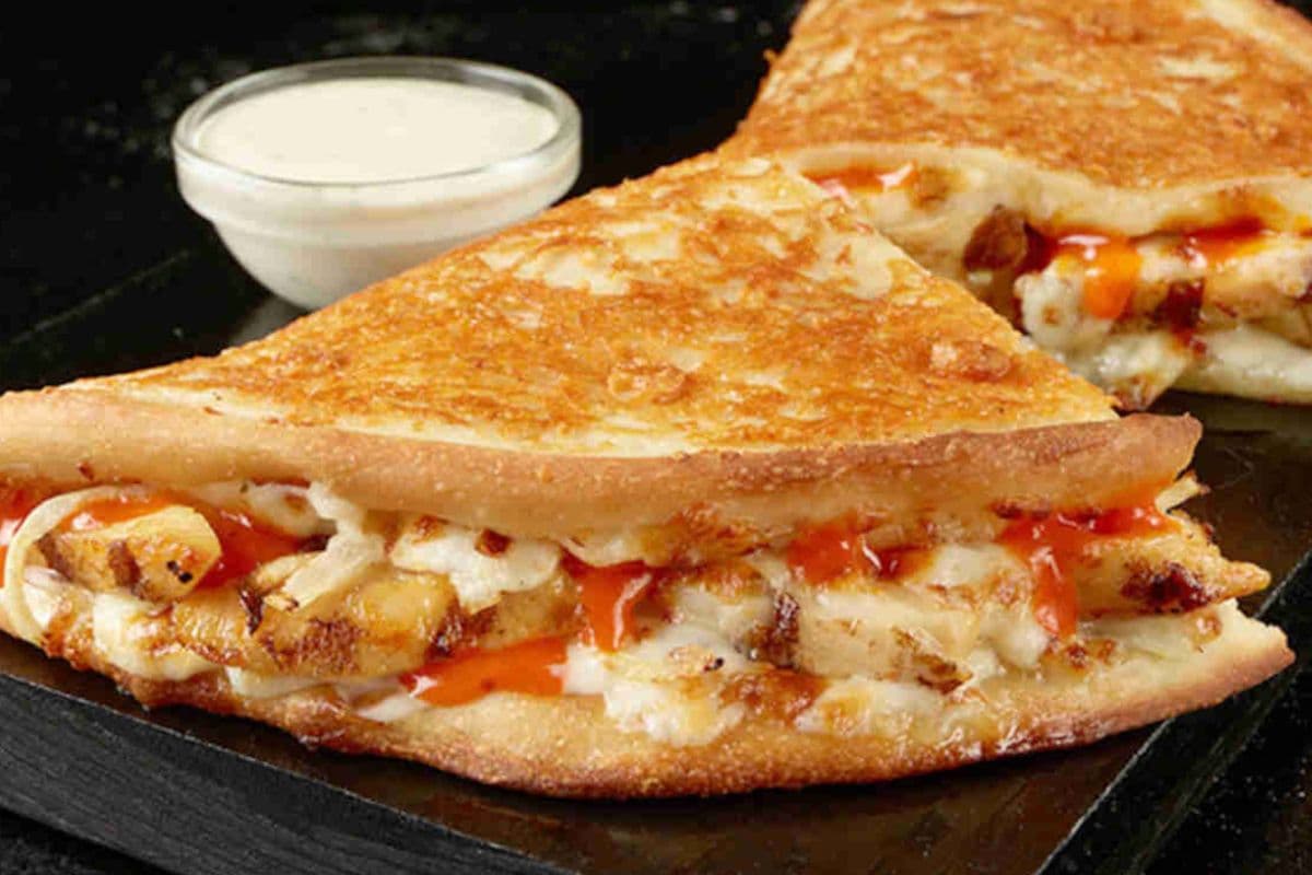 Parmesan Crusted Grilled Buffalo Chicken Papadia