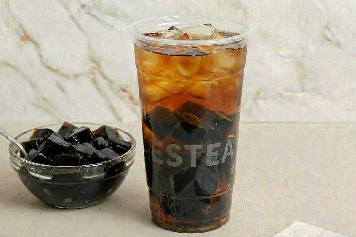 Grass Jelly Bubble Tea