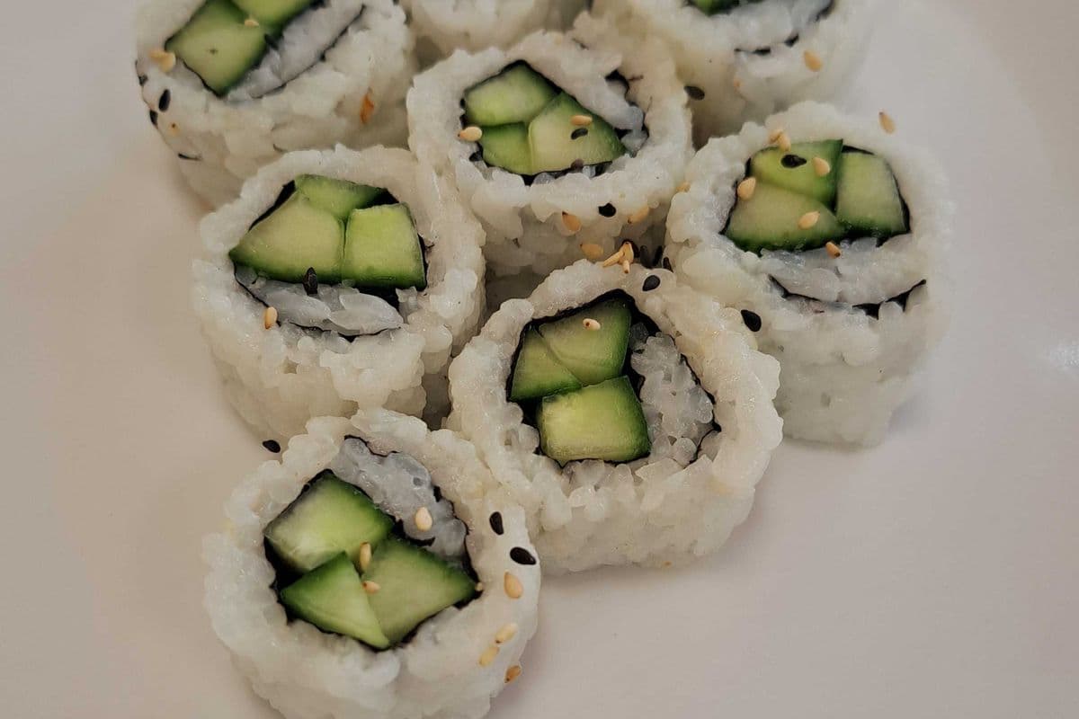 Vegetarian 3(cucumber roll)