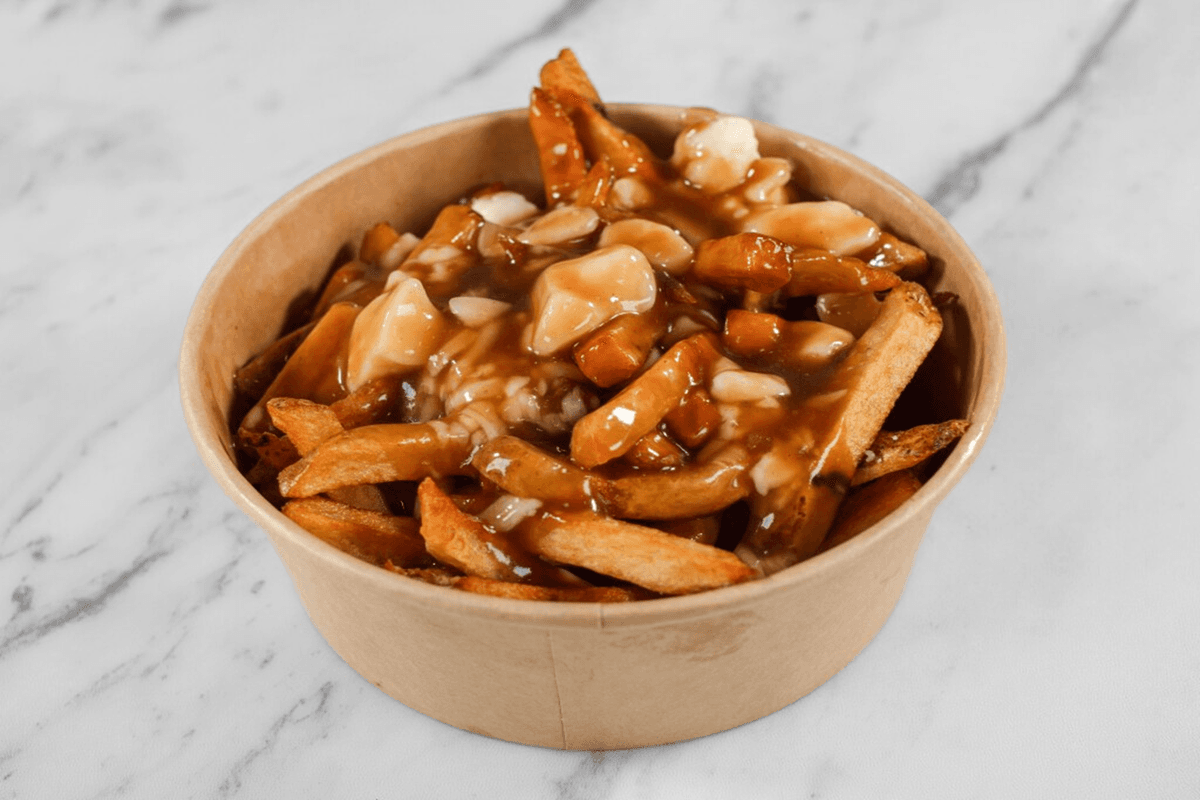 Medium Poutine