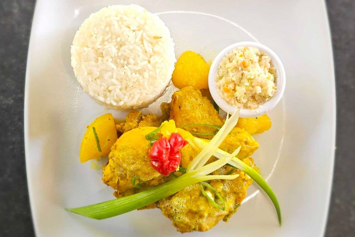 Large Curry Chicken