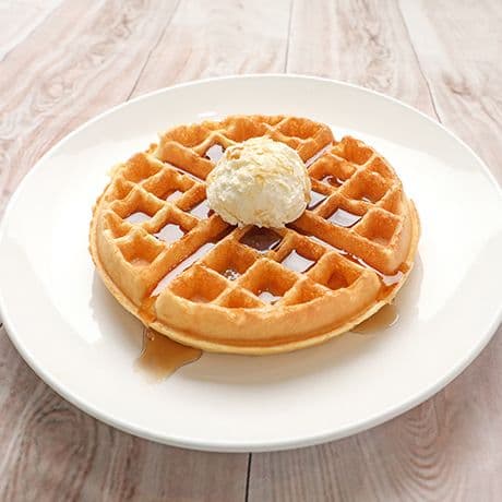 Smitty's Original Waffle With Fruit Topping