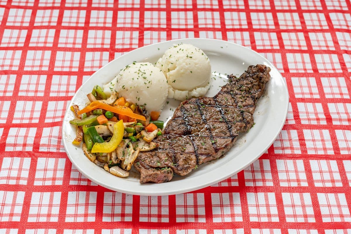 New York Strip Loin (8 oz)