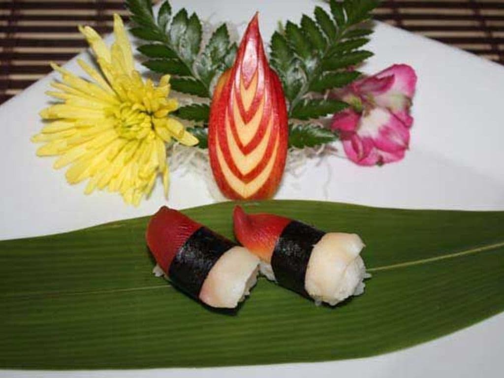 Surf Clam Sushi (2pcs)