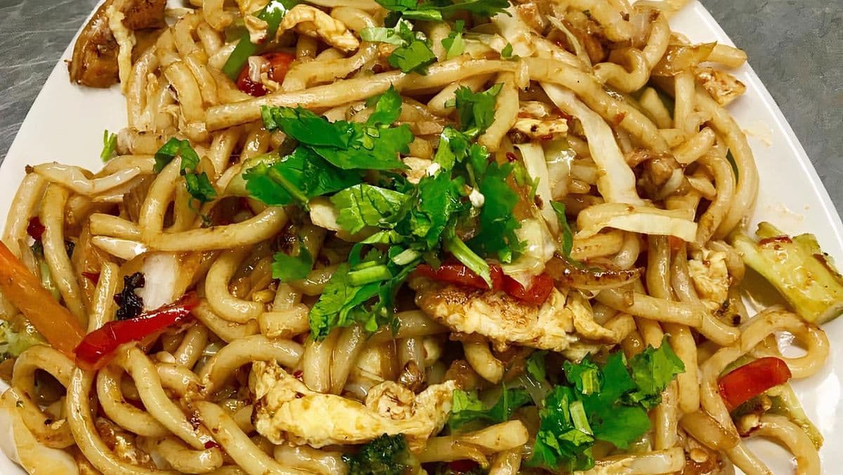 Chicken Shanghai Chowein