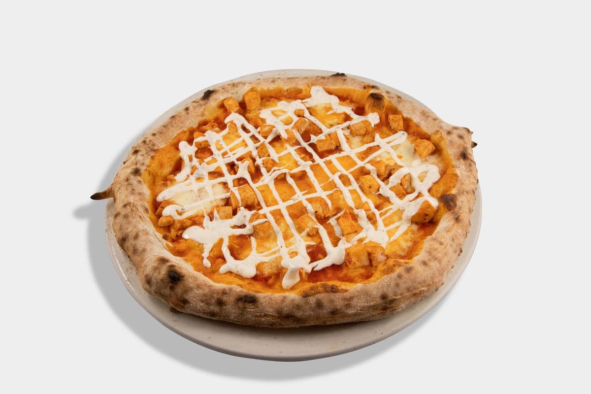 15"+ Grande Buffalo Chicken Pizza