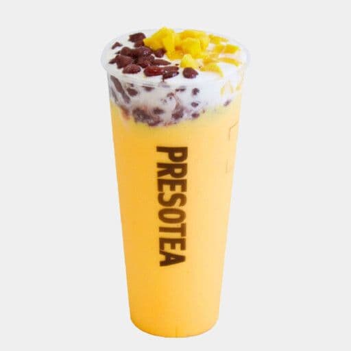 Fresh Mango Coconut Slush with Red Bean / Frappé glacé mangue fraîche, avec lait de coco et fèves rouges