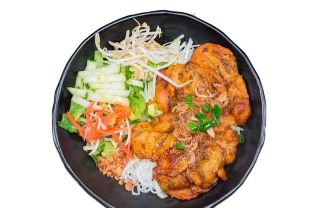 V1.Grilled Lemongrass chicken Vermicelli-燒香茅雞麵湯-Bún Gà Nướng Xả
