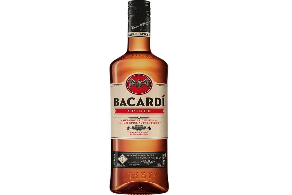 823066. Bacardi Spiced Rum (1 x 750ml)