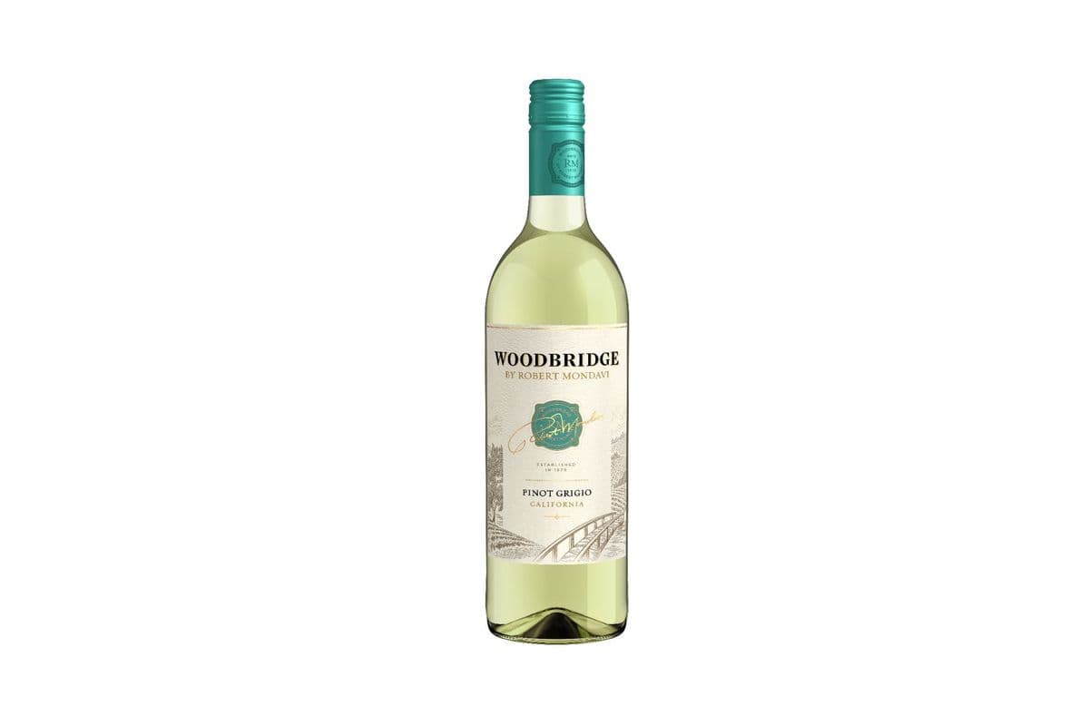 WoodBridge Pinot Grigio (1 x 750 ml)