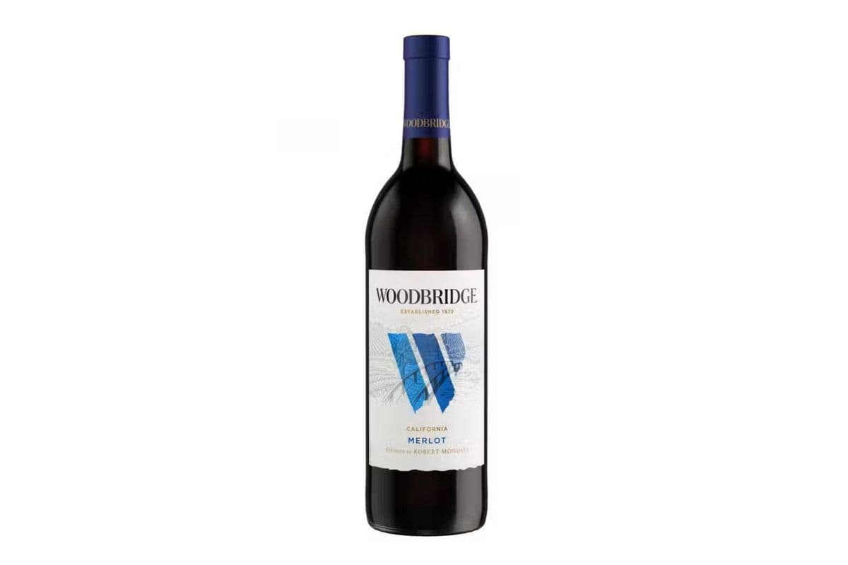 Woodbridge Merlot-750ml (1 x 750ml)
