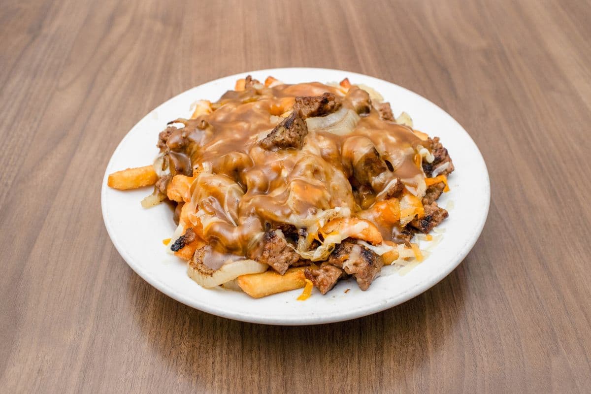 Burger Town Poutine
