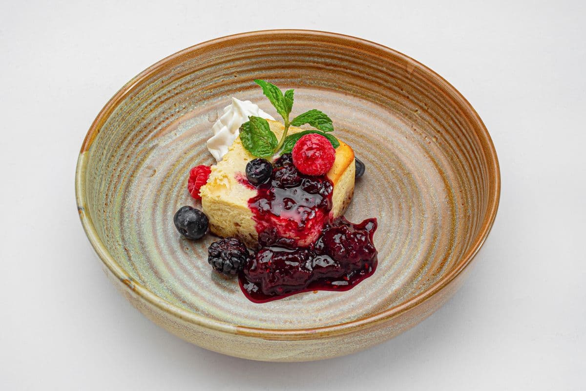 Apple Caramel Cheesecake With Berry Coulie