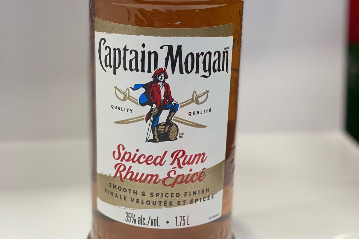 Captain Morgan Spiced Rum 1.75L (1 x 1.75 L)