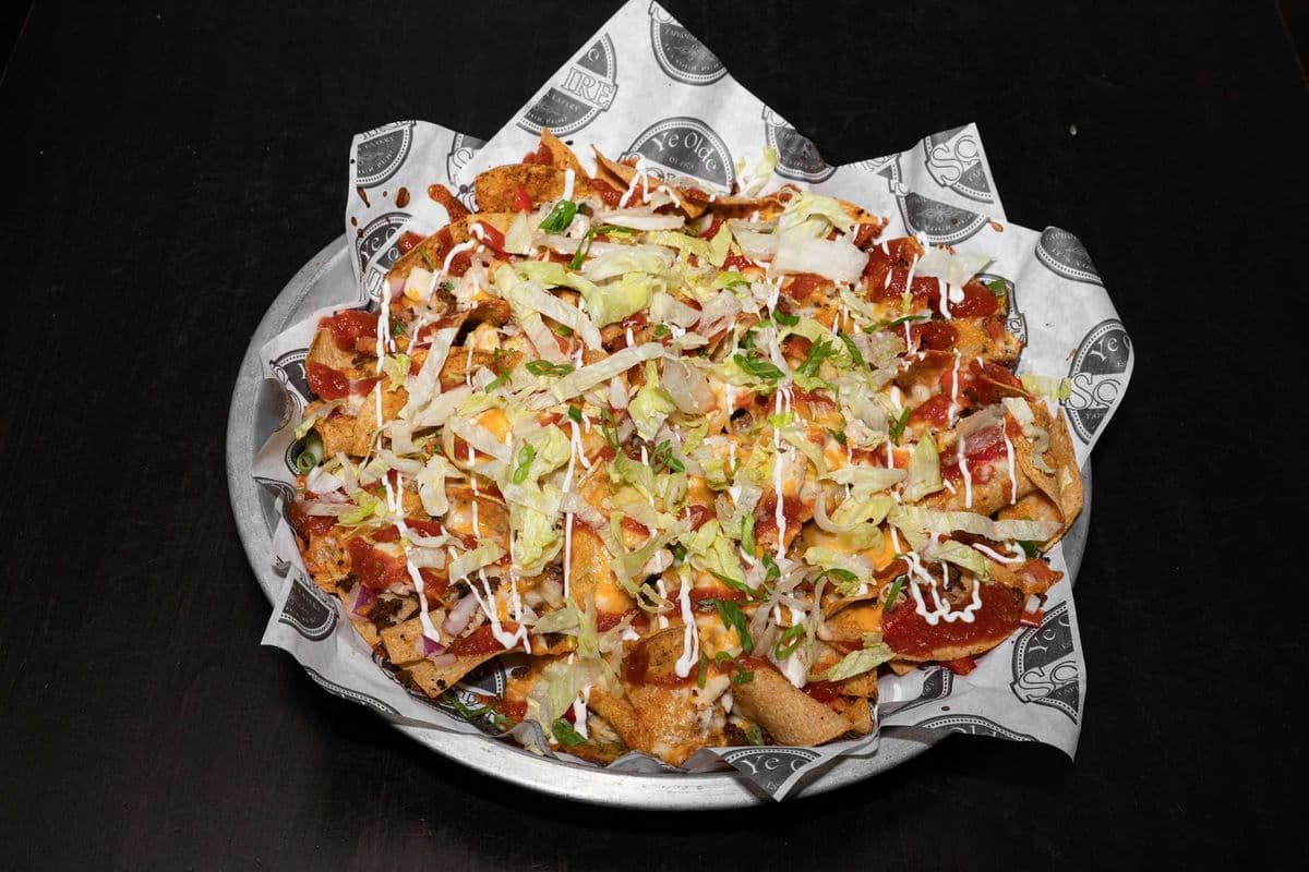 LOADED PUB NACHOS