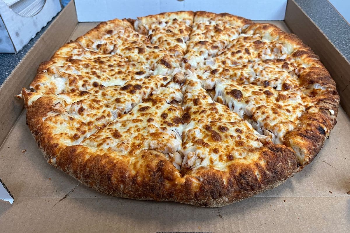 18" BBQ Chicken Pizza
