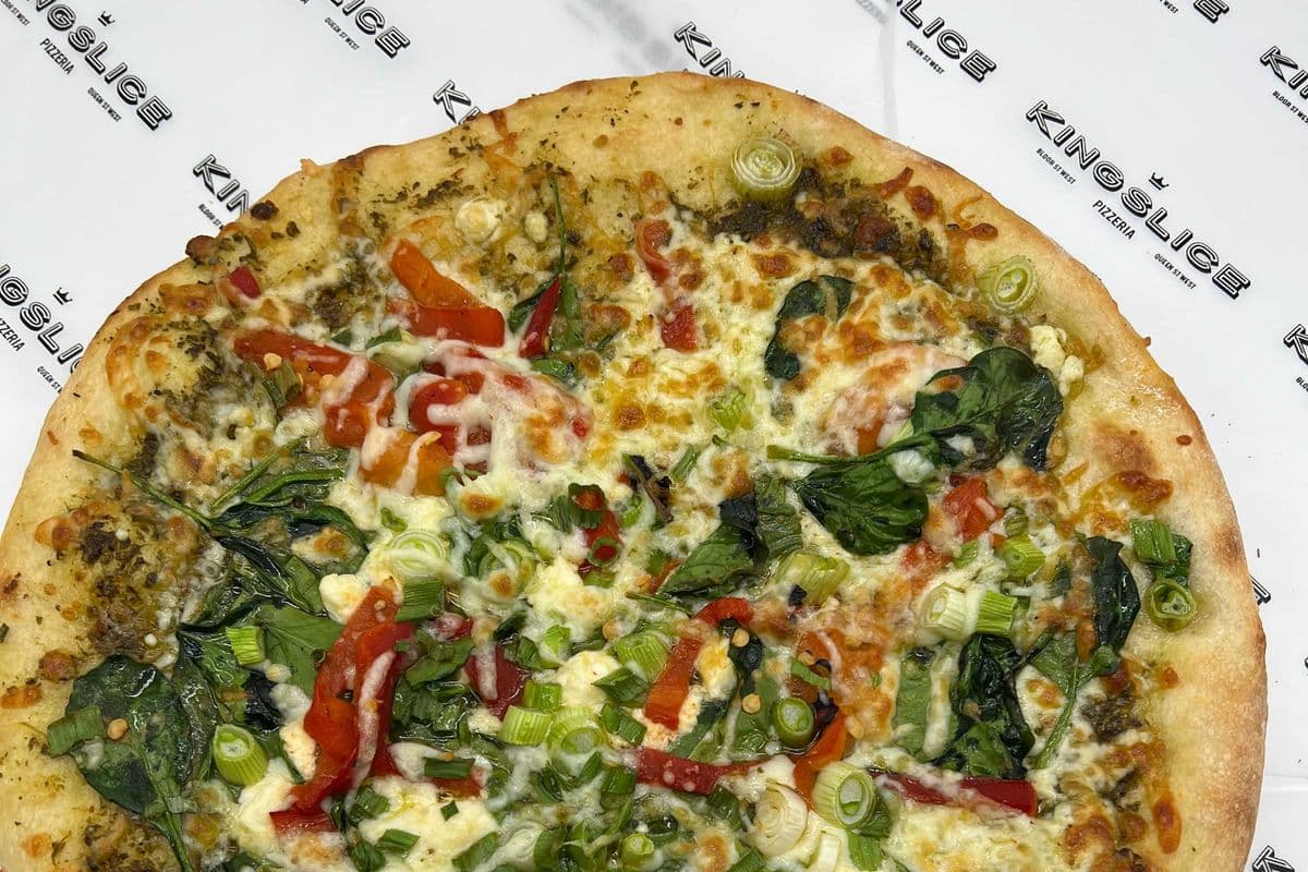 Medium Spinachi Pizza