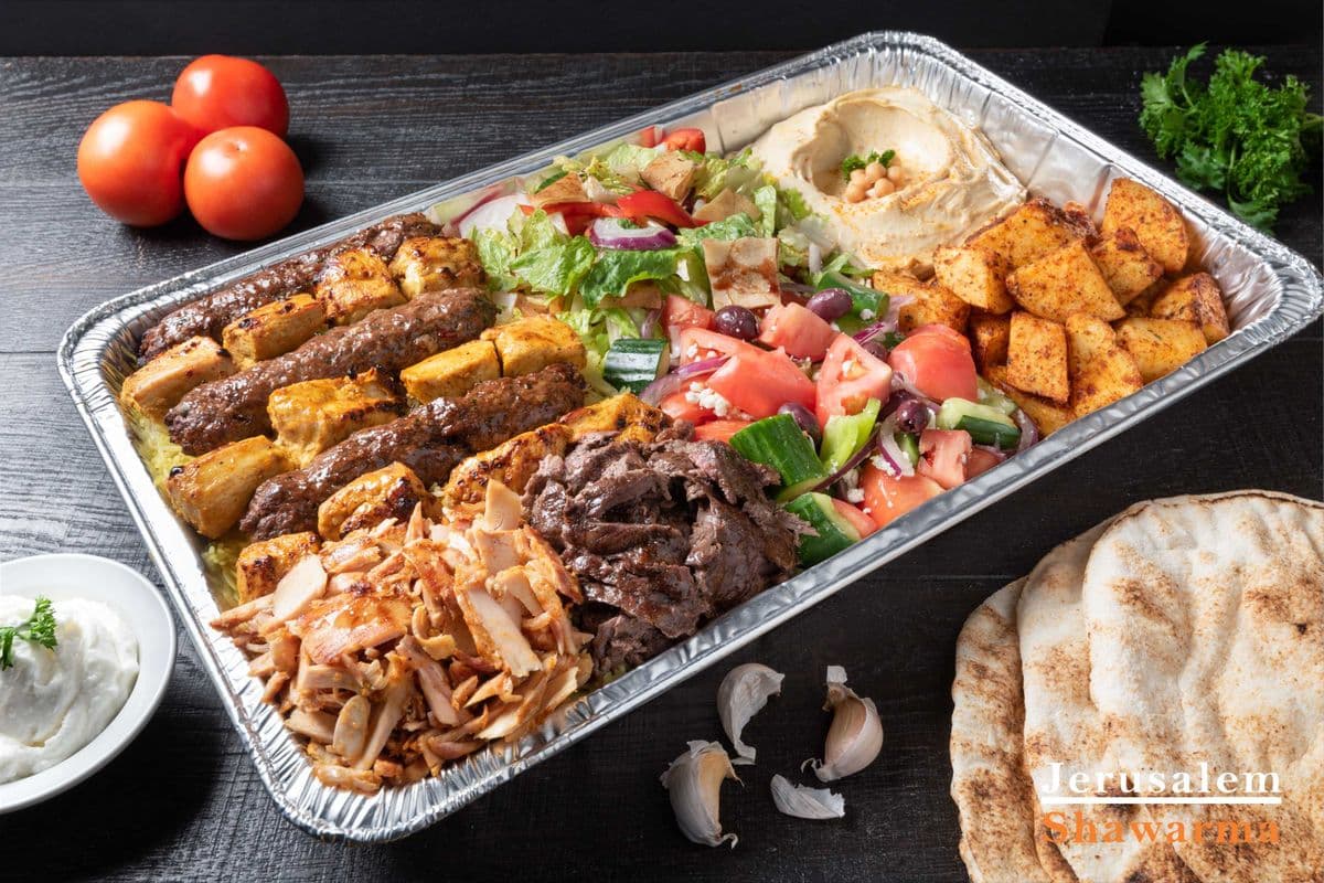 Meat Lovers Family Plate For 6