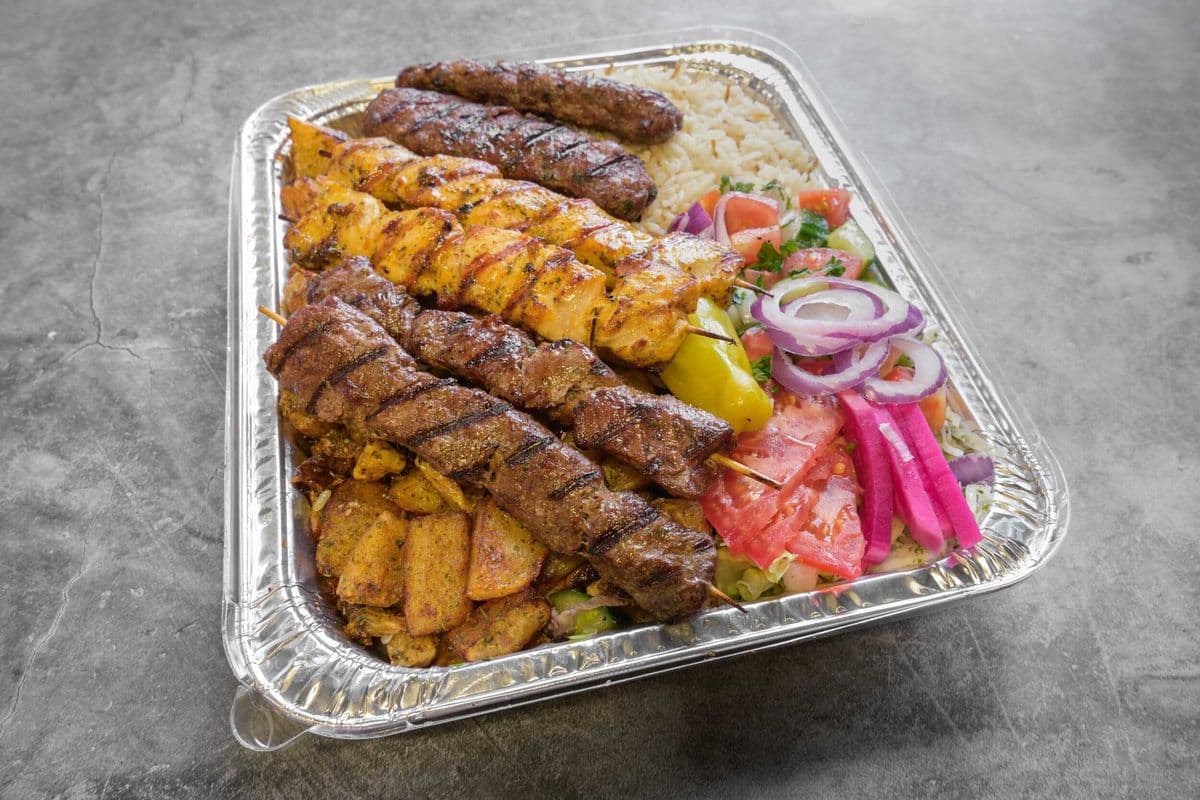 SPÉCIAL BROCHETTE FAMILLIAL / FAMILY SKEWERS SPECIAL