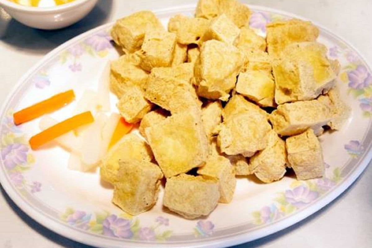 618 - Spicy Deep Fried Tofu（炸豆腐） - Dau Hu Chien Don