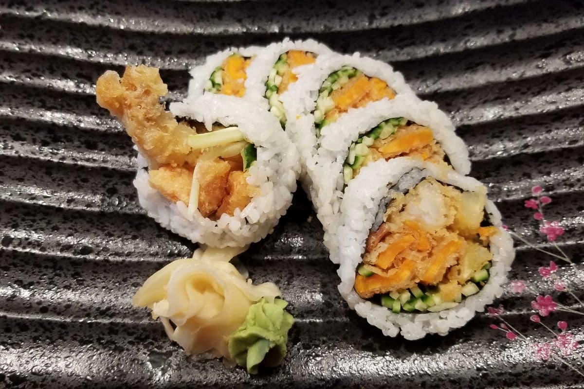 Tempura Roll (6 pcs)