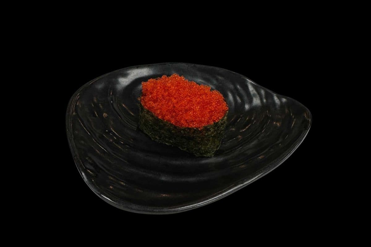 Tobiko Nigiri (1 pc)