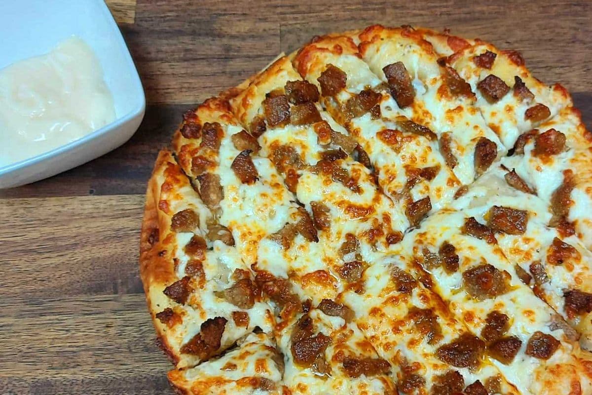 9" Extra Cheesy Donair Finger