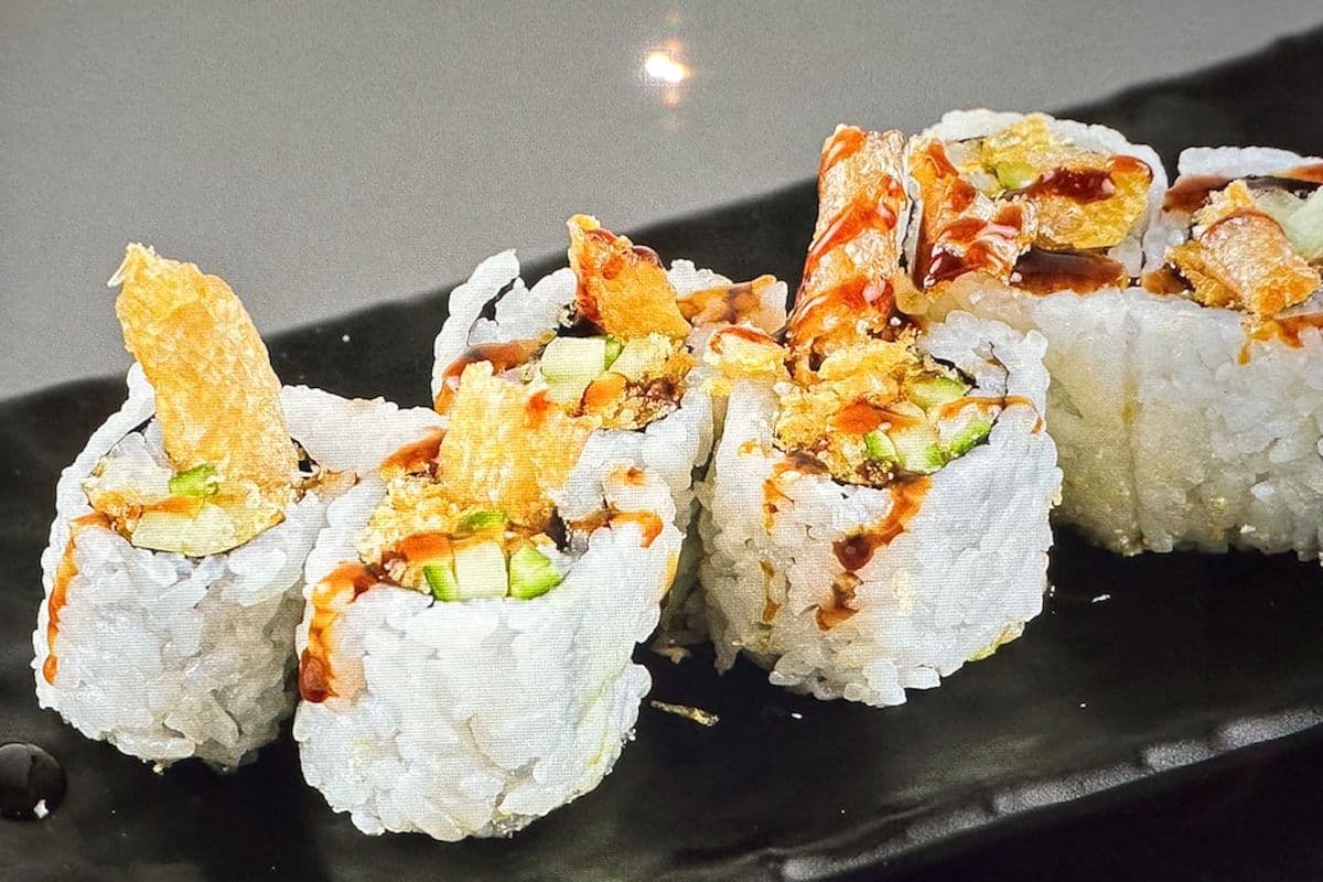 Salmon Skin Maki (6 pcs)