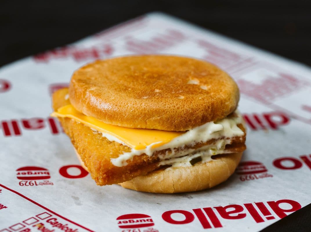 Burger au poisson pané