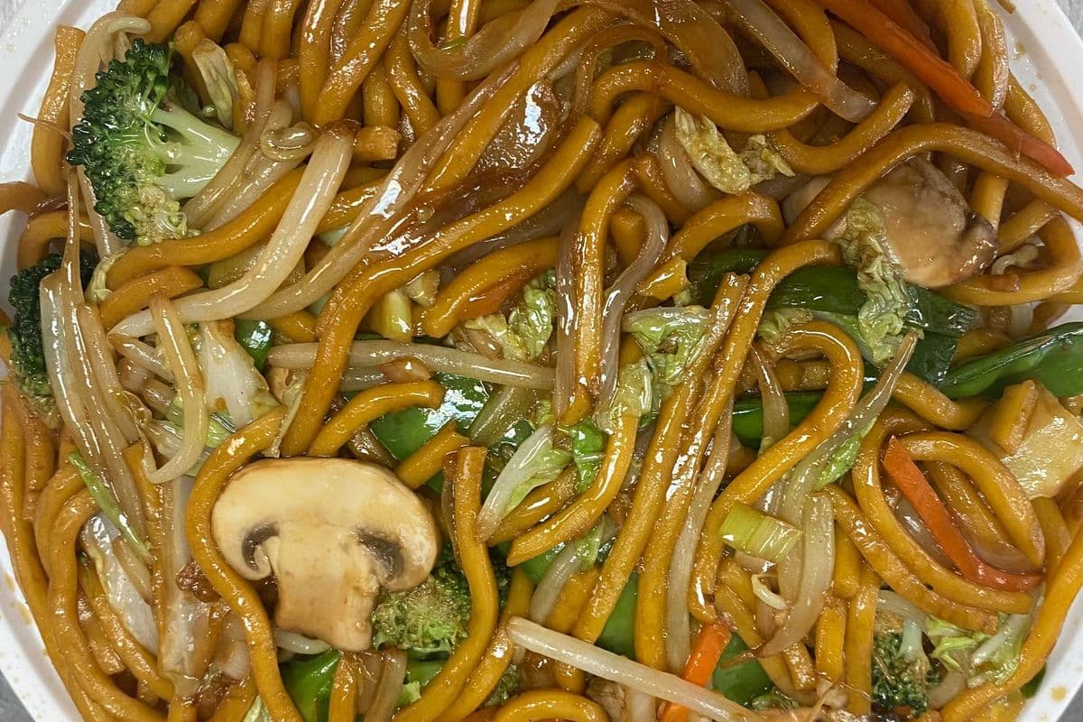 Vegetable Lo Mein