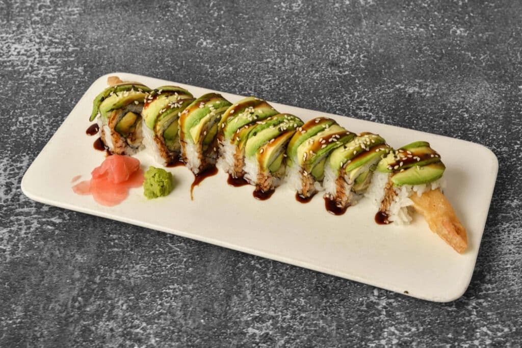 M22. Green Dragon Roll (8 pcs)