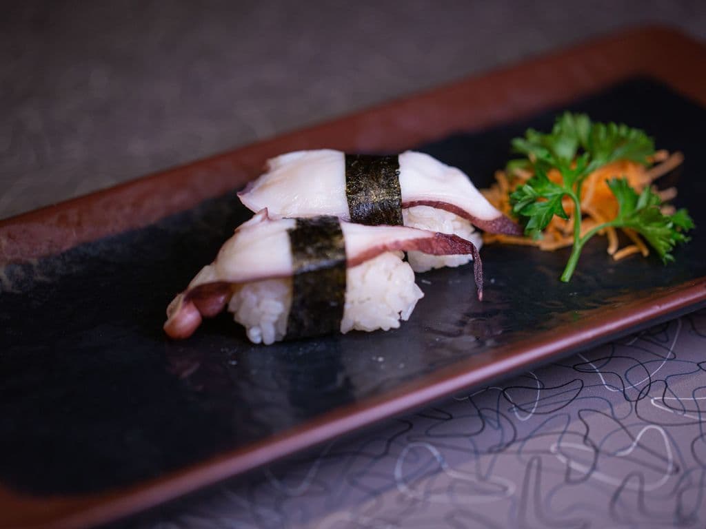 Octopus (Tako) Sushi (2pcs)