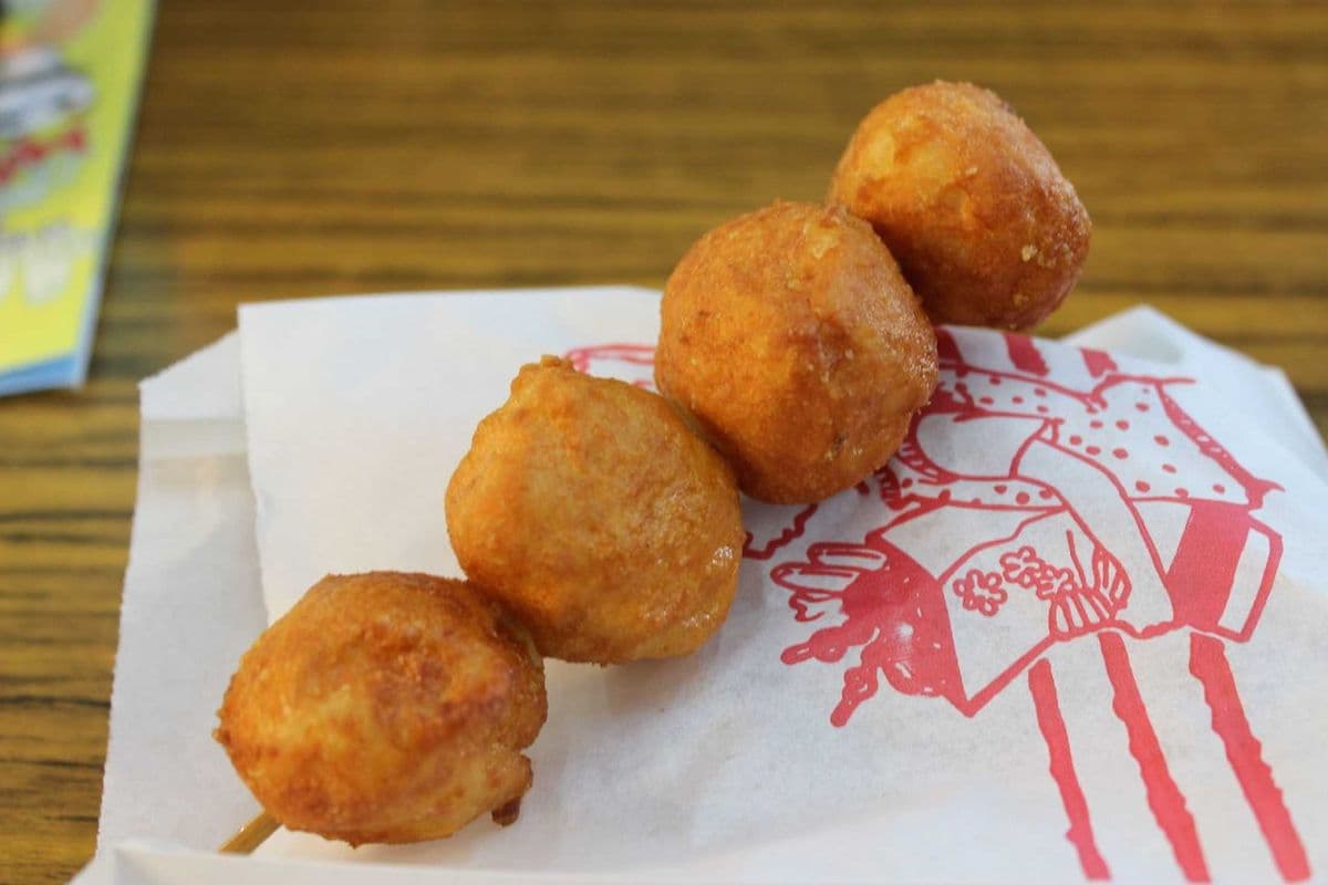 Deep Fried Cuttlefish (Squid) Balls (10 pcs) 炸花枝丸