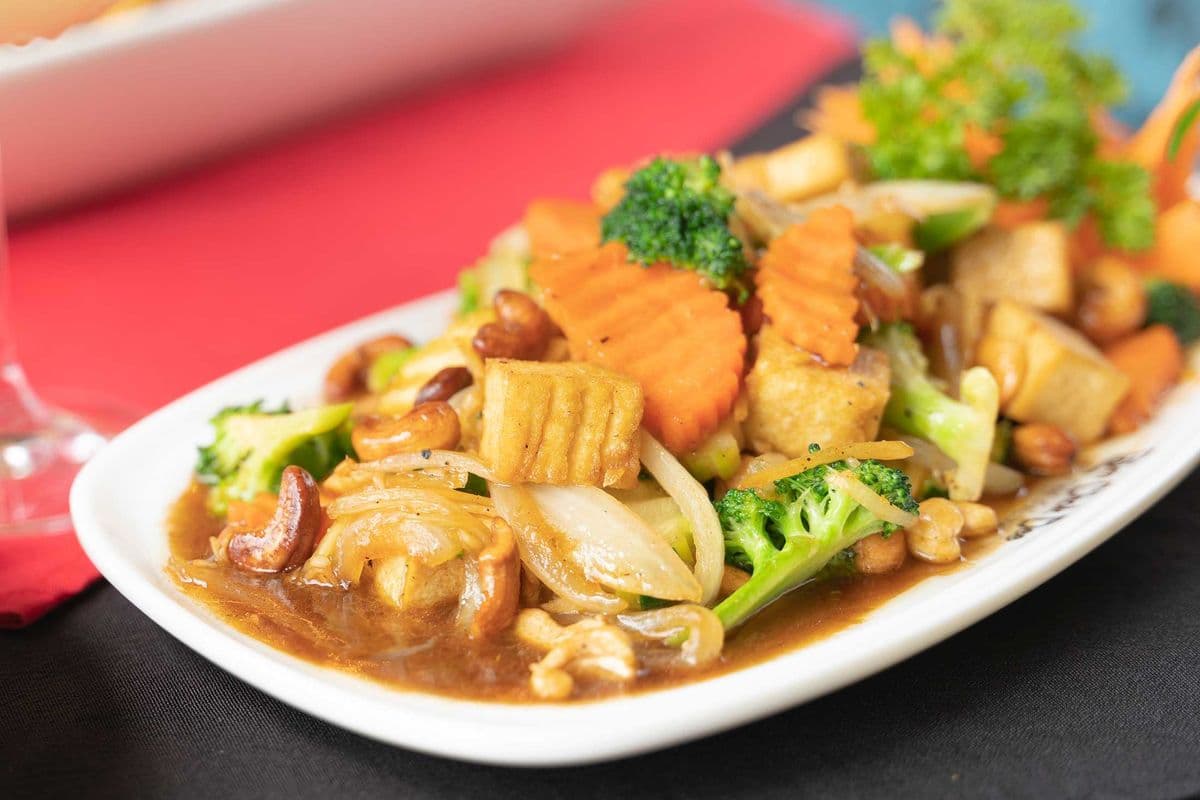 Tofu Ginger Cashew