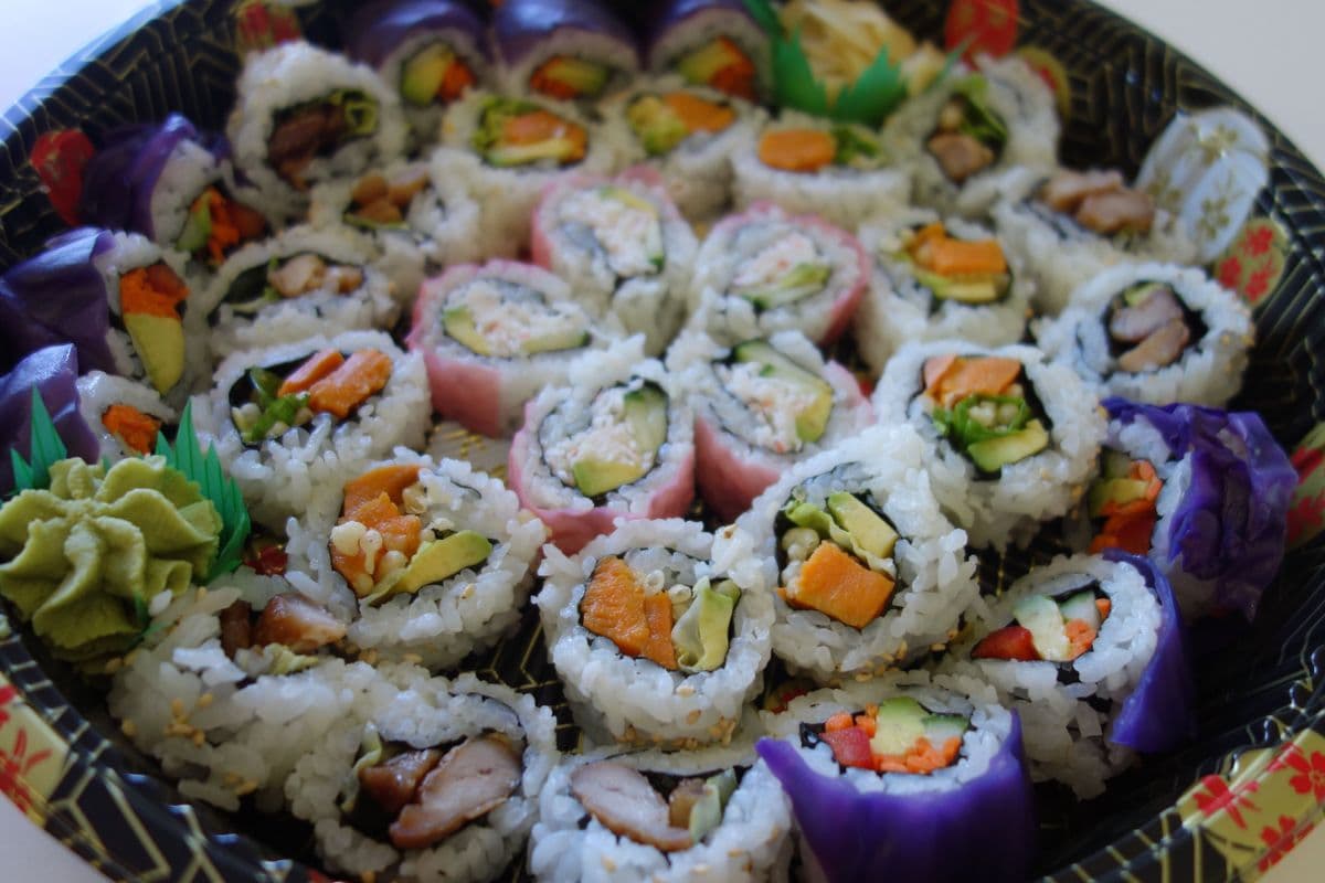 4 Kinds Platter (36 pcs)
