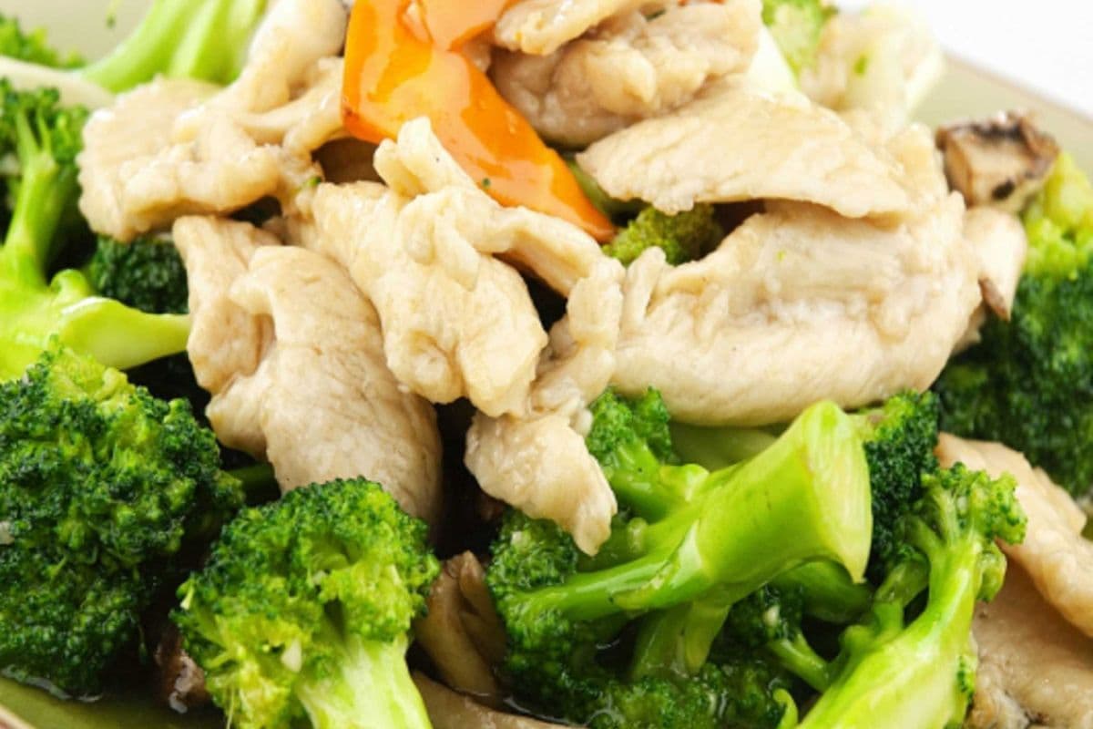 Chicken & Broccoli 西兰花炒鸡肉