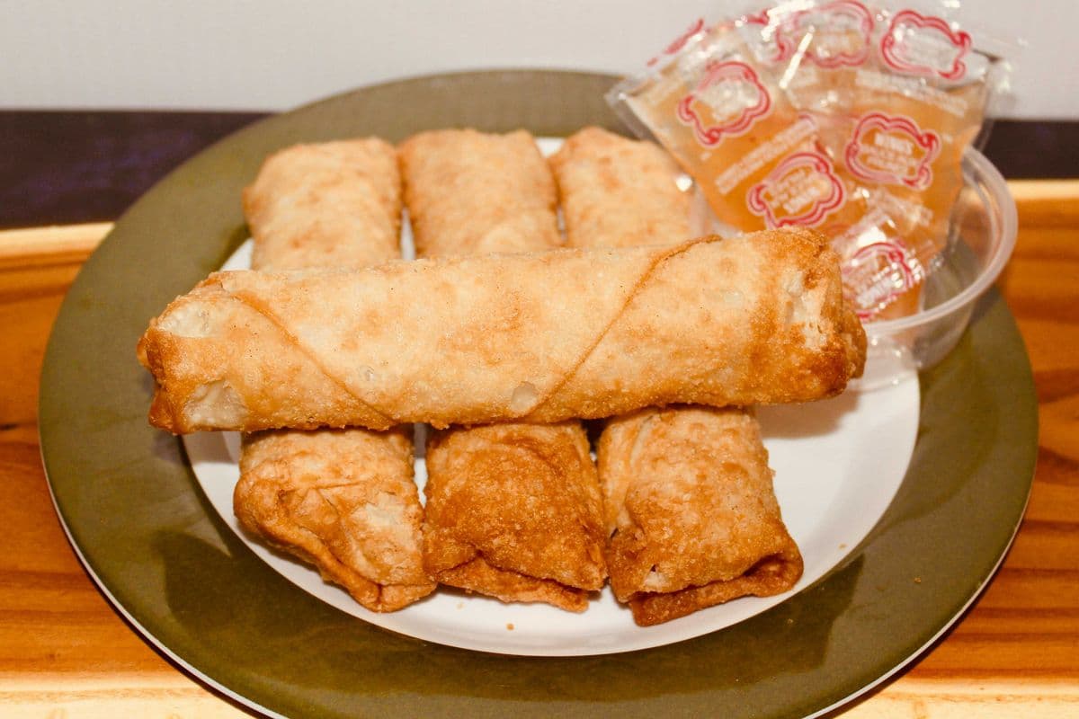 Egg Rolls (4 pcs)